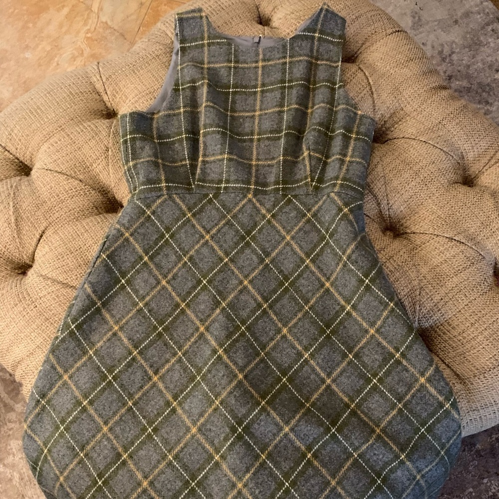 Banana Republic plaid wool shell